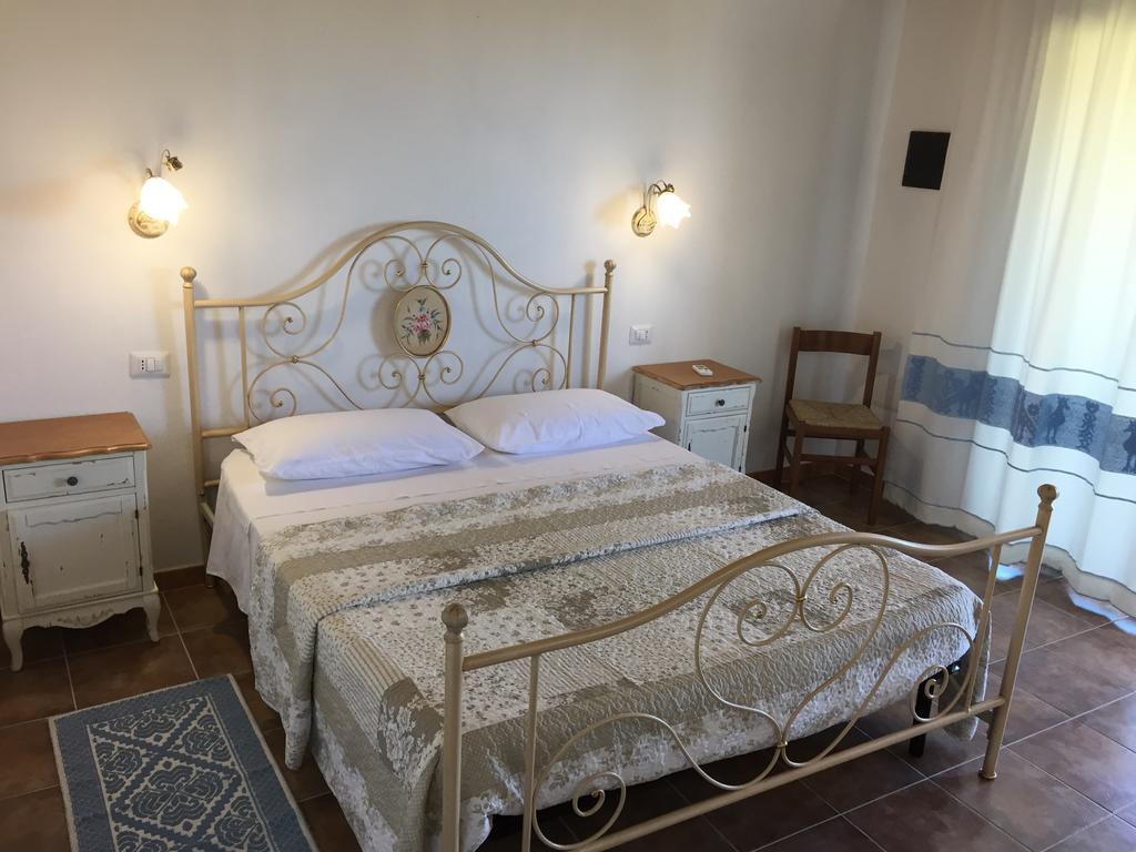 Agriturismo Mieleamaro Olbia Exterior photo