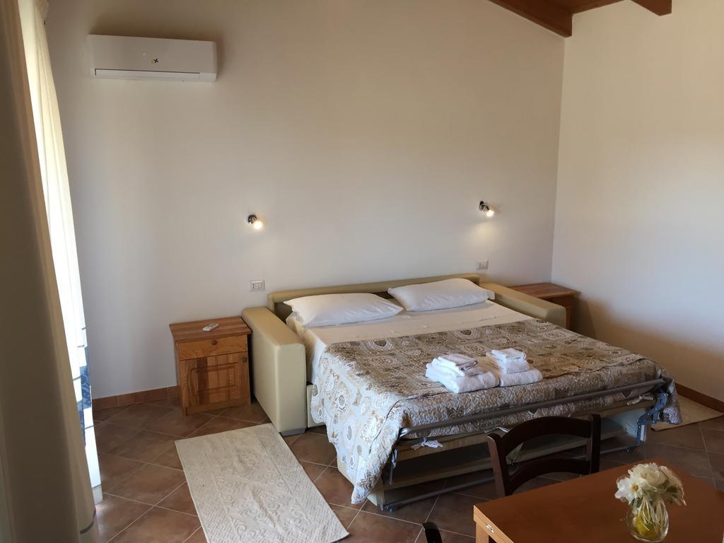 Agriturismo Mieleamaro Olbia Exterior photo